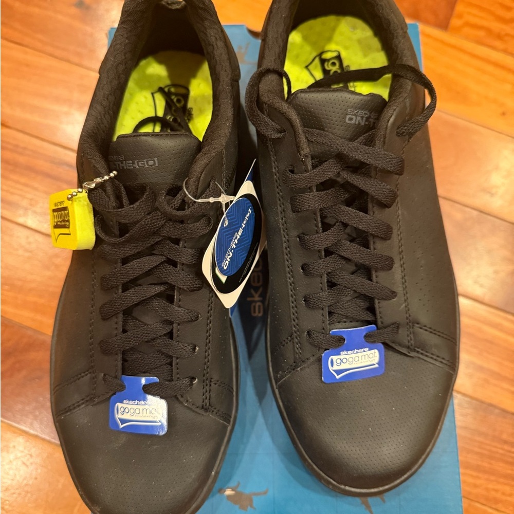 Skechers Black Low-Top Sneakers with Leather-Like Finish